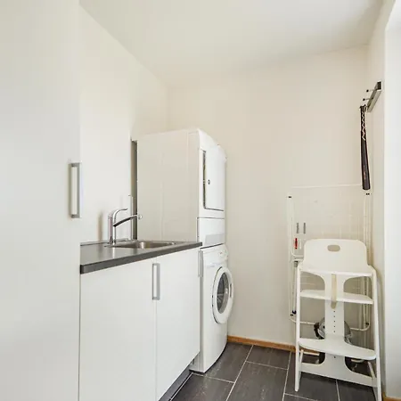 3 Bedroom In Romo