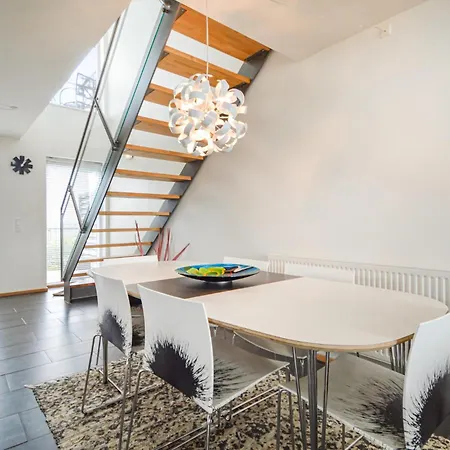3 Bedroom In Romo Apartment